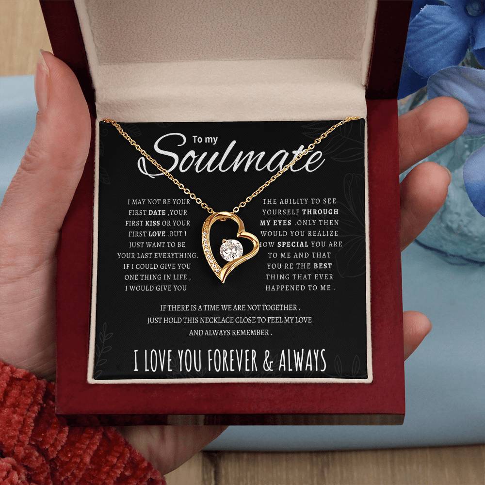 A Gift She'll Never Forget - Surprise Your Soulmate with the Forever Love Necklace 🥰